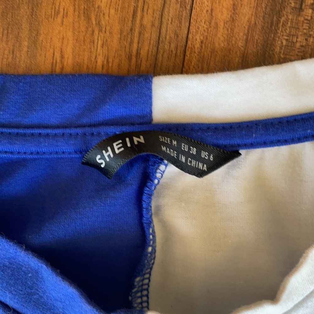 Half crop top - Picture 2 of 3